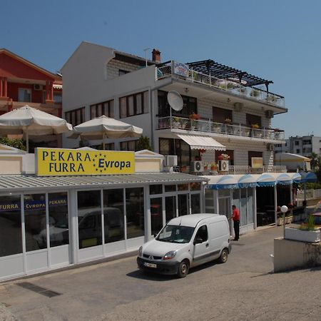 Guest House Evropa Ulcinj Habitación foto