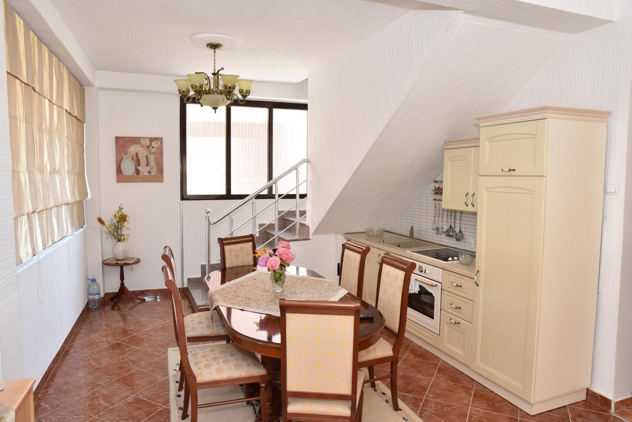 Guest House Evropa Ulcinj Exterior foto