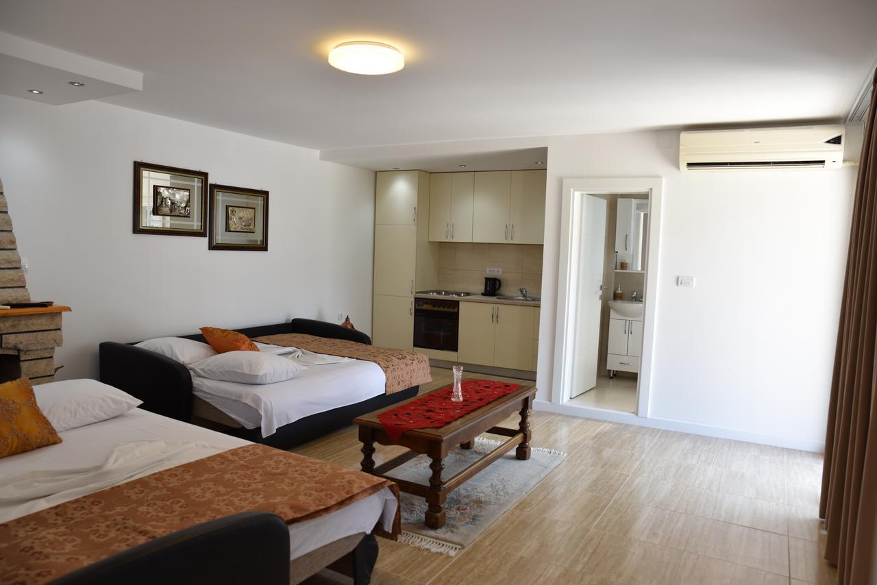 Guest House Evropa Ulcinj Exterior foto