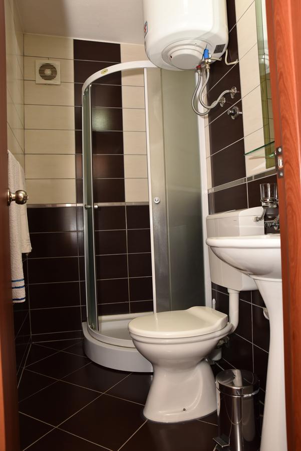 Guest House Evropa Ulcinj Exterior foto